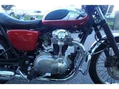 Kawasaki W400 2010