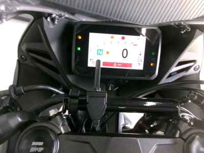 Honda CBR650R E-Clutch 2025