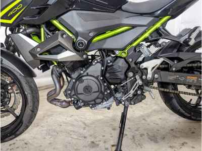 Kawasaki Z400 2023