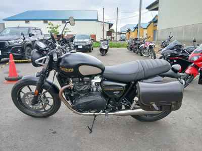 Triumph Street Twin 2021