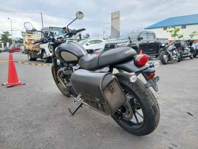 Triumph Street Twin 2021