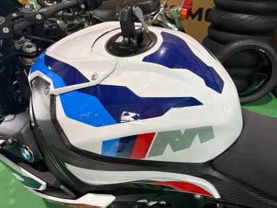 BMW M1000R 2023