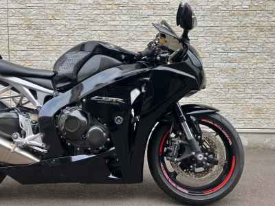 Honda CBR1000RR 2011