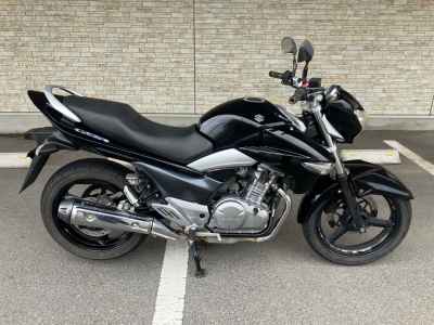 Suzuki GSR250