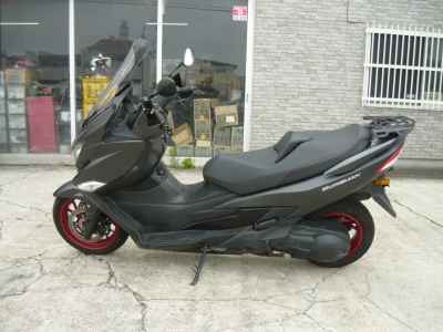 Suzuki Burgman 400 2018