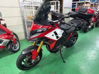 Ducati Multistrada V4 Pikes Peak 2025