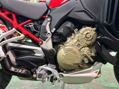 Ducati Multistrada V4S 2024