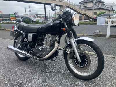 Yamaha SR400 2018