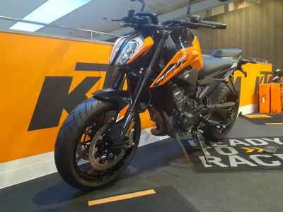 KTM 790 Duke 2023