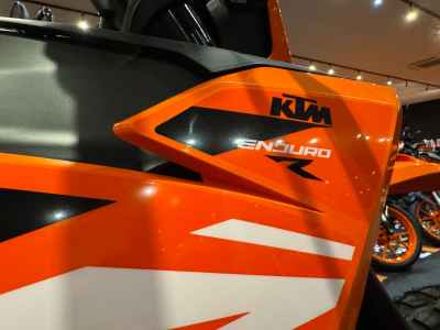 KTM 390 Enduro R 2025