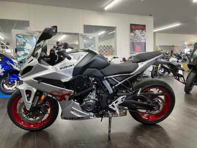 Suzuki GSX-8R 2024