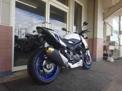 Suzuki GSX-S750 2019