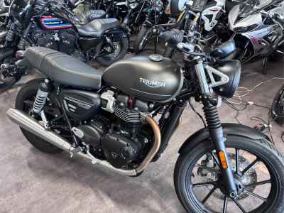 Triumph Street Twin 2023