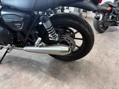 Triumph Street Twin 2023