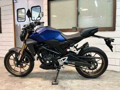 Honda CB250R