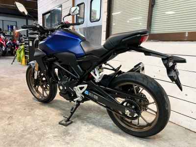 Honda CB250R