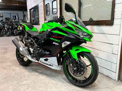 Kawasaki Ninja 400 2022