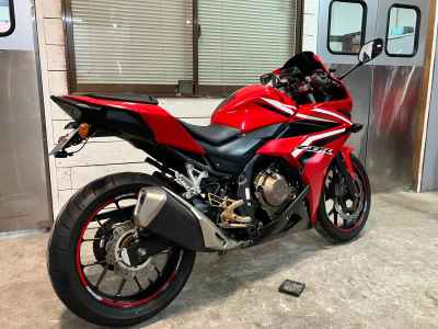 Honda CBR400R 2017