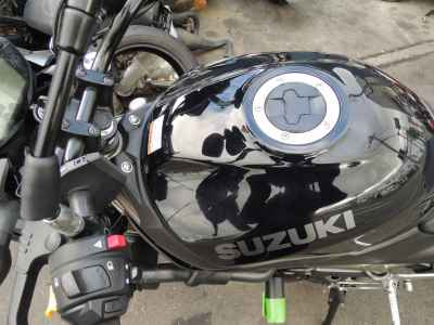 Suzuki SV650 2021