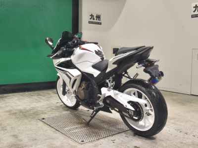 Honda CBR400R 2019