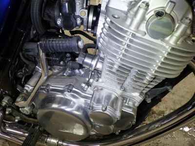 Yamaha SR400 2021