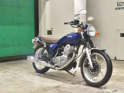 Yamaha SR400 2021