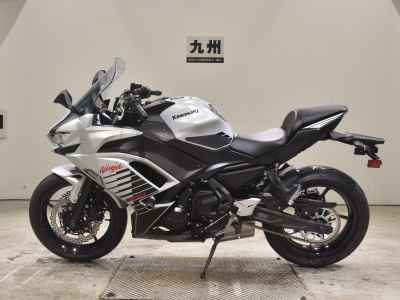 Kawasaki Ninja 650 2026