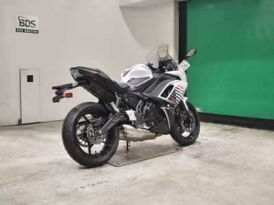 Kawasaki Ninja 650 2026