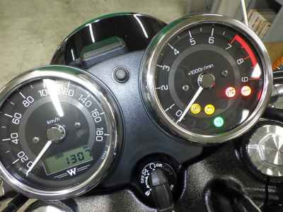 Kawasaki W800 2025