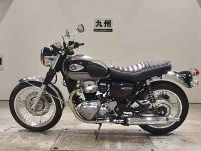 Kawasaki W800 2025