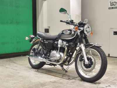 Kawasaki W800 2025