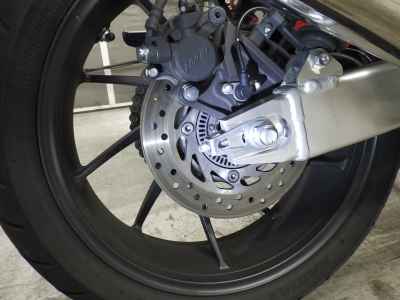 Honda CB400SF 2019