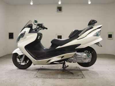 Suzuki Skywave 250M
