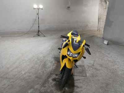 Kawasaki Ninja 250R 2012