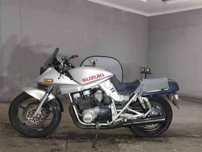 Suzuki GSX1100S Katana