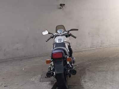 Suzuki GSX1100S Katana