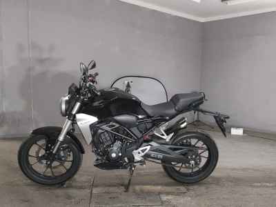 Honda CB250R 2018