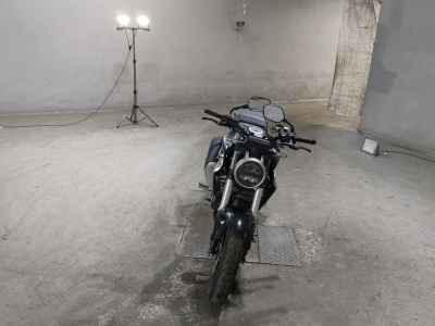 Honda CB250R 2018