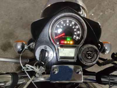 Royal Enfield Classic 350 2022