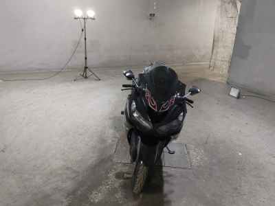 Kawasaki Ninja ZX-14R 2015