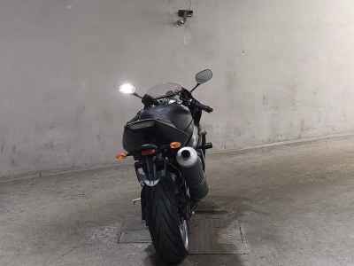 Yamaha YZF-R1 2005