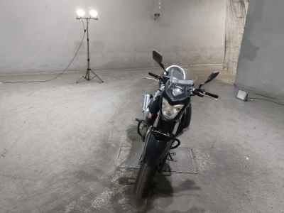 Suzuki GSR250