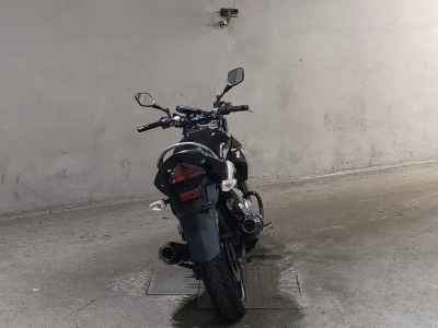 Suzuki GSR250