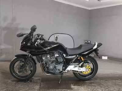 Honda CB400 Super Boldor 2009