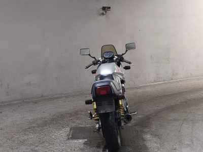 Suzuki GSX250S Katana
