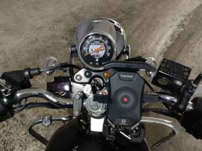 Suzuki ST250E