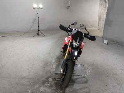 Aprilia Dorsoduro 750 2010