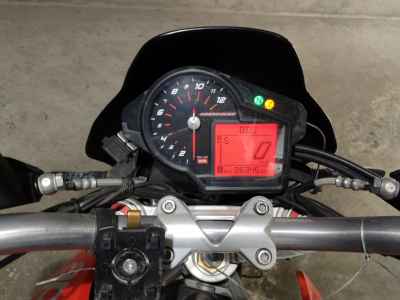 Aprilia Dorsoduro 750 2010