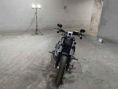 Harley-Davidson Breakout FXBRS1870 2022