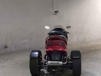 Suzuki Skywave 250S Trike